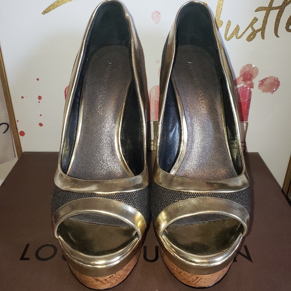 Adrienne Maloof Wedges - Picture 2 of 4